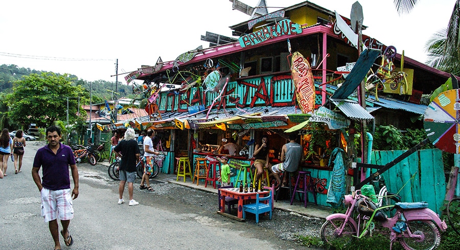 Kostarika - Puerto Viejo - Nejšílenejší bar v Karibiku, Outback Jack's