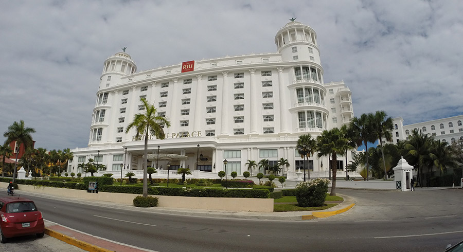 Cancún - Sbohem, naparáděné hotely