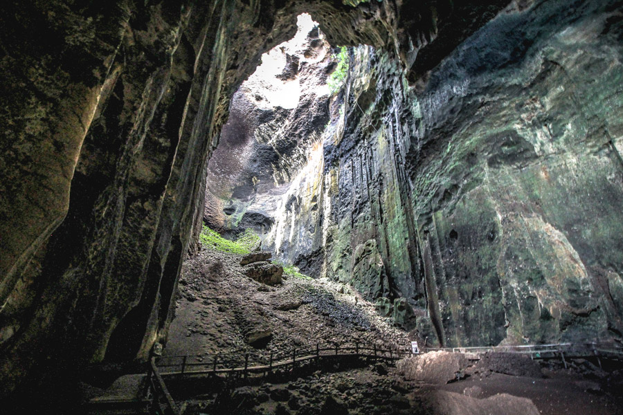 Cestopis Malajsie - Borneo - Gomantong Caves